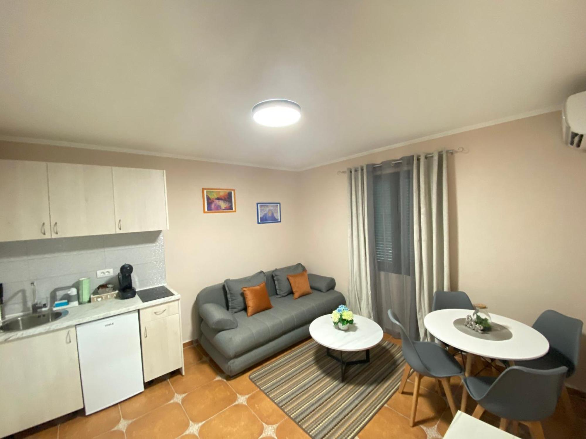 Aquata Apartments Τίβατ Δωμάτιο φωτογραφία